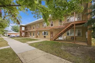 6256 W 64th Pl, Chicago, IL 60638 - Photo 1