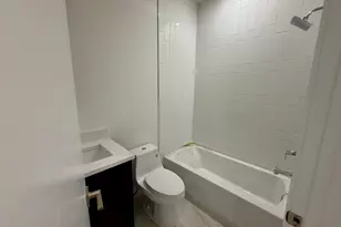 2114 W Augusta Ave, Chicago, IL 60622 - Photo 5