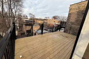 2114 W Augusta Ave, Chicago, IL 60622 - Photo 7