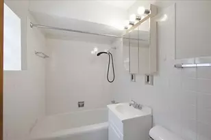 6206 W 64th Pl, Chicago, IL 60638 - Photo 7