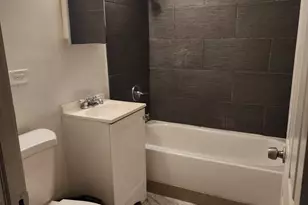 6315 S Eberhart Ave, Chicago, IL 60637 - Photo 11
