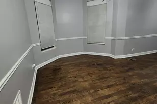 6315 S Eberhart Ave, Chicago, IL 60637 - Photo 3