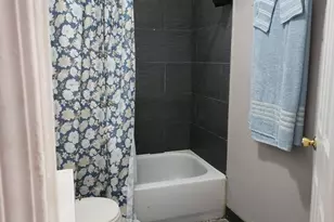 6315 S Eberhart Ave, Chicago, IL 60637 - Photo 5