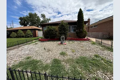 14405 S Calhoun Avenue, Burnham, IL 60633 - Photo 1