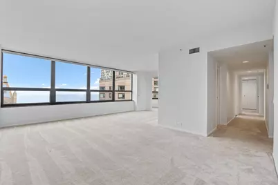 400 E Ohio Street #4402, Chicago, IL 60611 - Photo 3
