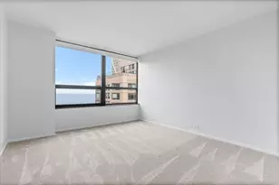 400 E Ohio St, Chicago, IL 60611 - Photo 17