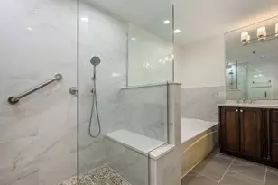 57 E Delaware Pl, Chicago, IL 60611 - Photo 23