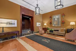 57 E Delaware Pl, Chicago, IL 60611 - Photo 3