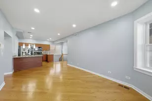 4304 N St Louis Ave, Chicago, IL 60618 - Photo 3