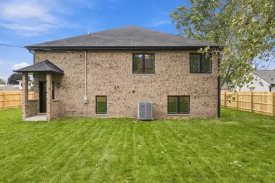 8612 McVicker Avenue, Burbank, IL 60459 - Photo 3