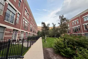 855 N May St, Chicago, IL 60642 - Photo 25
