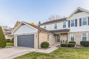 324 Chesapeake Ln, Bloomingdale, IL 60108 - Photo 1