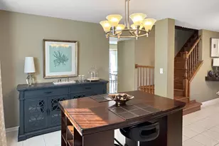 324 Chesapeake Ln, Bloomingdale, IL 60108 - Photo 9