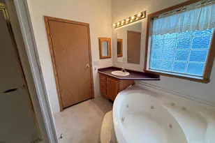23001 S Cog Hill Ln, Frankfort, IL 60423 - Photo 7