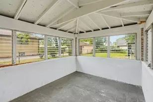 17530 Henry St, Lansing, IL 60438 - Photo 21