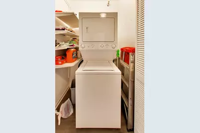 1255 S State Street #1807, Chicago, IL 60605 - Photo 17