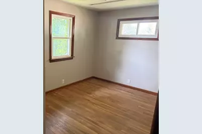 495 S Prairie Avenue, Bradley, IL 60915 - Photo 9