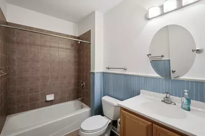 2220 W Maypole Avenue #202, Chicago, IL 60612 - Photo 9