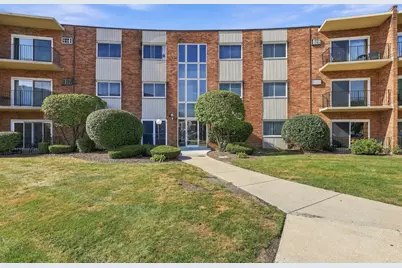 9724 S Karlov Avenue #304, Oak Lawn, IL 60453 - Photo 1