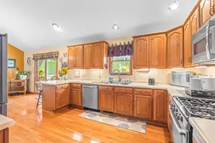 2367 N 4060th Rd, Sheridan, IL 60551 - Photo 27