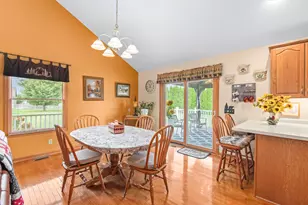 2367 N 4060th Rd, Sheridan, IL 60551 - Photo 23