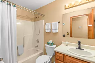 2367 N 4060th Rd, Sheridan, IL 60551 - Photo 31
