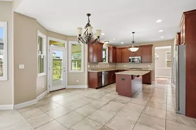 12520 Whisper Creek Way, Mokena, IL 60448 - Photo 11