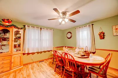 809 N Market Street, Watseka, IL 60970 - Photo 19