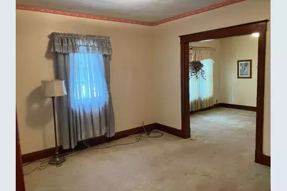 412 Monroe Avenue, Dixon, IL 61021 - Photo 9