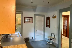 412 Monroe Ave, Dixon, IL 61021 - Photo 5