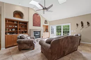 1626 Cobblefield Rd, Champaign, IL 61822 - Photo 7