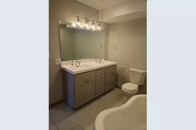 3043 N Ashland Avenue #2, Chicago, IL 60657 - Photo 7