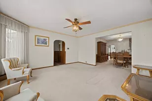 7753 W Elmgrove Dr, Elmwood Park, IL 60707 - Photo 3