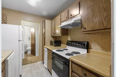 566 Somerset Lane #4, Crystal Lake, IL 60014 - Photo 13