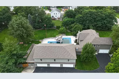 235 E Grand Avenue, Fox Lake, IL 60020 - Photo 5
