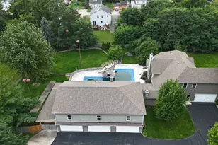 235 E Grand Ave, Fox Lake, IL 60020 - Photo 5