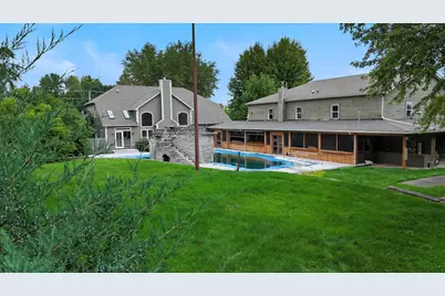 235 E Grand Avenue, Fox Lake, IL 60020 - Photo 7