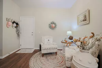 3300 Ronan Drive #3300, Lake in the Hills, IL 60156 - Photo 7
