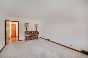4134 W 58th St, Chicago, IL 60629 - Photo 5