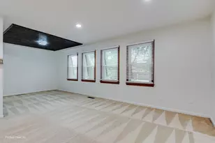 308 Pacific Dr, Bolingbrook, IL 60440 - Photo 7