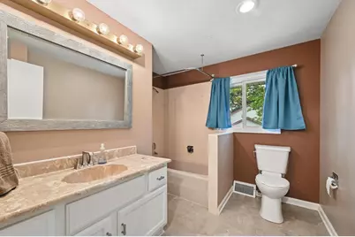 4708 N Burman Drive, Crystal Lake, IL 60014 - Photo 19