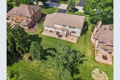 7553 Ridgewood Lane, Burr Ridge, IL 60527 - Photo 45