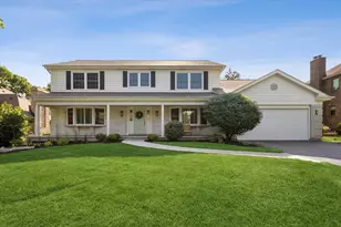 7553 Ridgewood Ln, Burr Ridge, IL 60527 - Photo 1