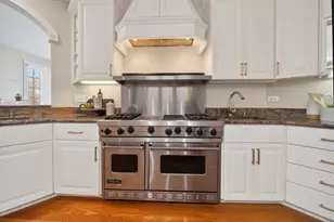 70 Forest Ave, Naperville, IL 60540 - Photo 23