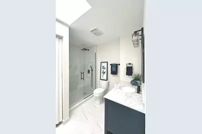 8050 Arbor Lane #303, Northfield, IL 60093 - Photo 11