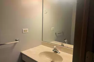 1477 Garnet Cir, Hoffman Estates, IL 60192 - Photo 15