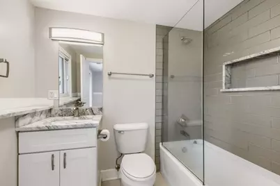 2050 Shepard Road, Hoffman Estates, IL 60169 - Photo 13