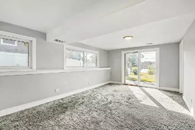 2050 Shepard Road, Hoffman Estates, IL 60169 - Photo 25