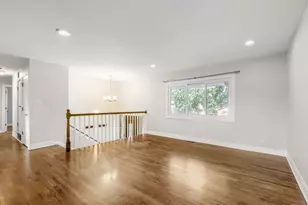 2050 Shepard Rd, Hoffman Estates, IL 60169 - Photo 21