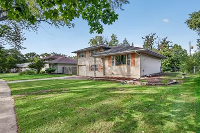 3804 Seward Avenue, Rockford, IL 61108 - Photo 3